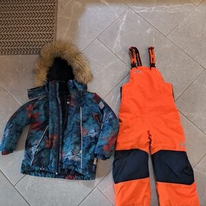 Helly Hansen Kids' Orange & Pine Print Snow Bib and Jacket Set